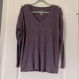 AE: Soft & Sexy V-neck Shirt (Size: S)